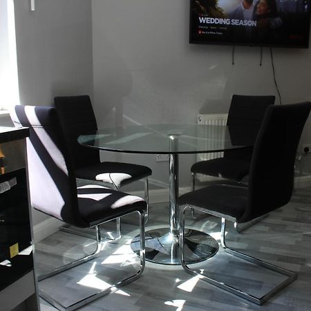 Cosy Central Luton Studio Flat -Ideal For Airport! Dış mekan fotoğraf