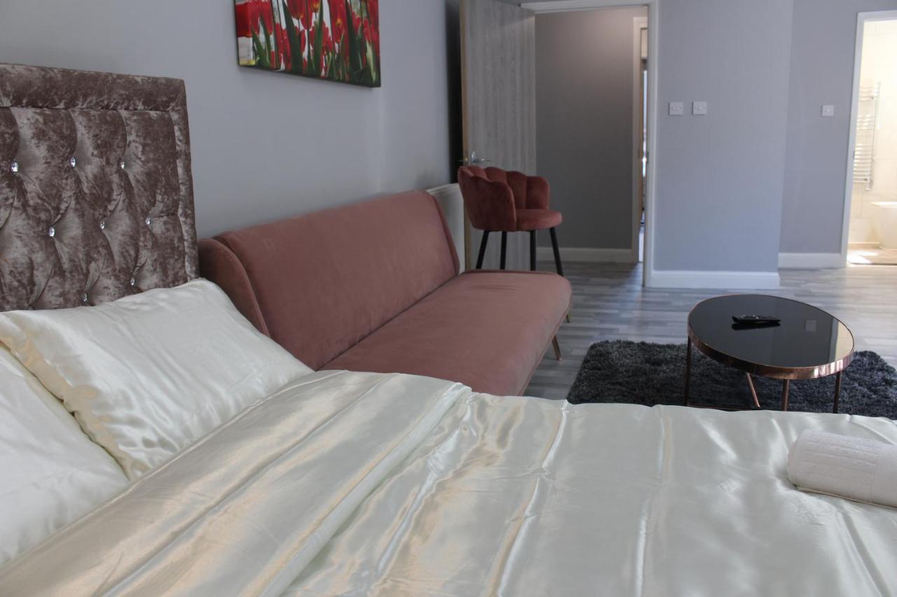 Cosy Central Luton Studio Flat -Ideal For Airport! Dış mekan fotoğraf