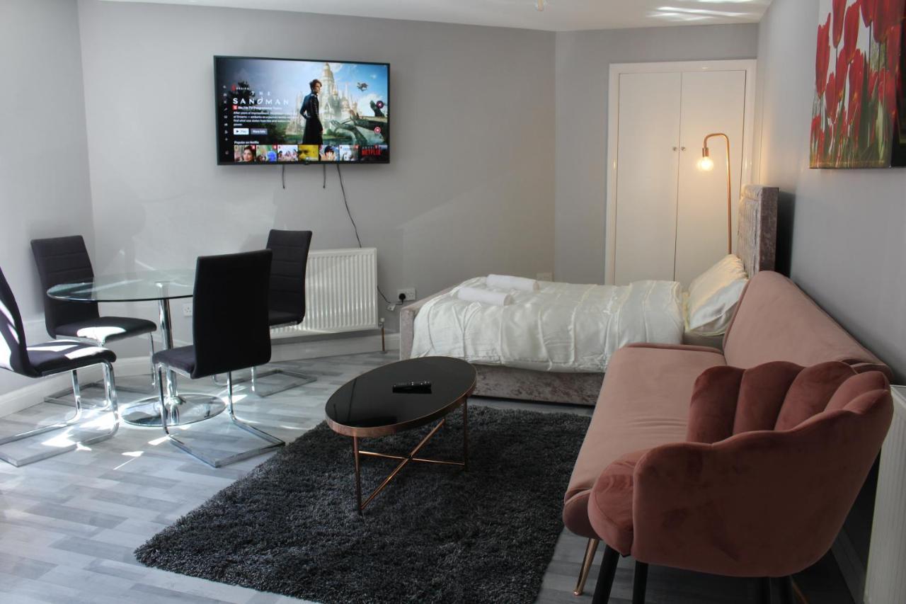 Cosy Central Luton Studio Flat -Ideal For Airport! Dış mekan fotoğraf